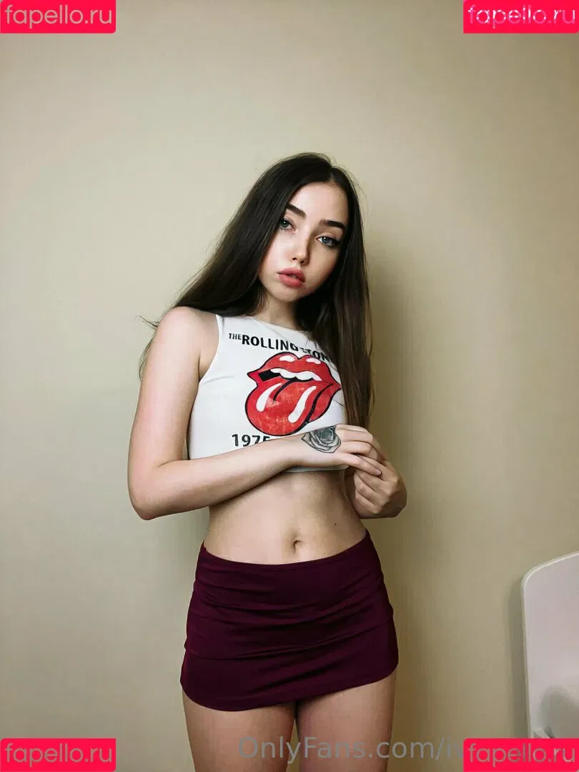 ivy.ba.by Onlyfans Photo Gallery 