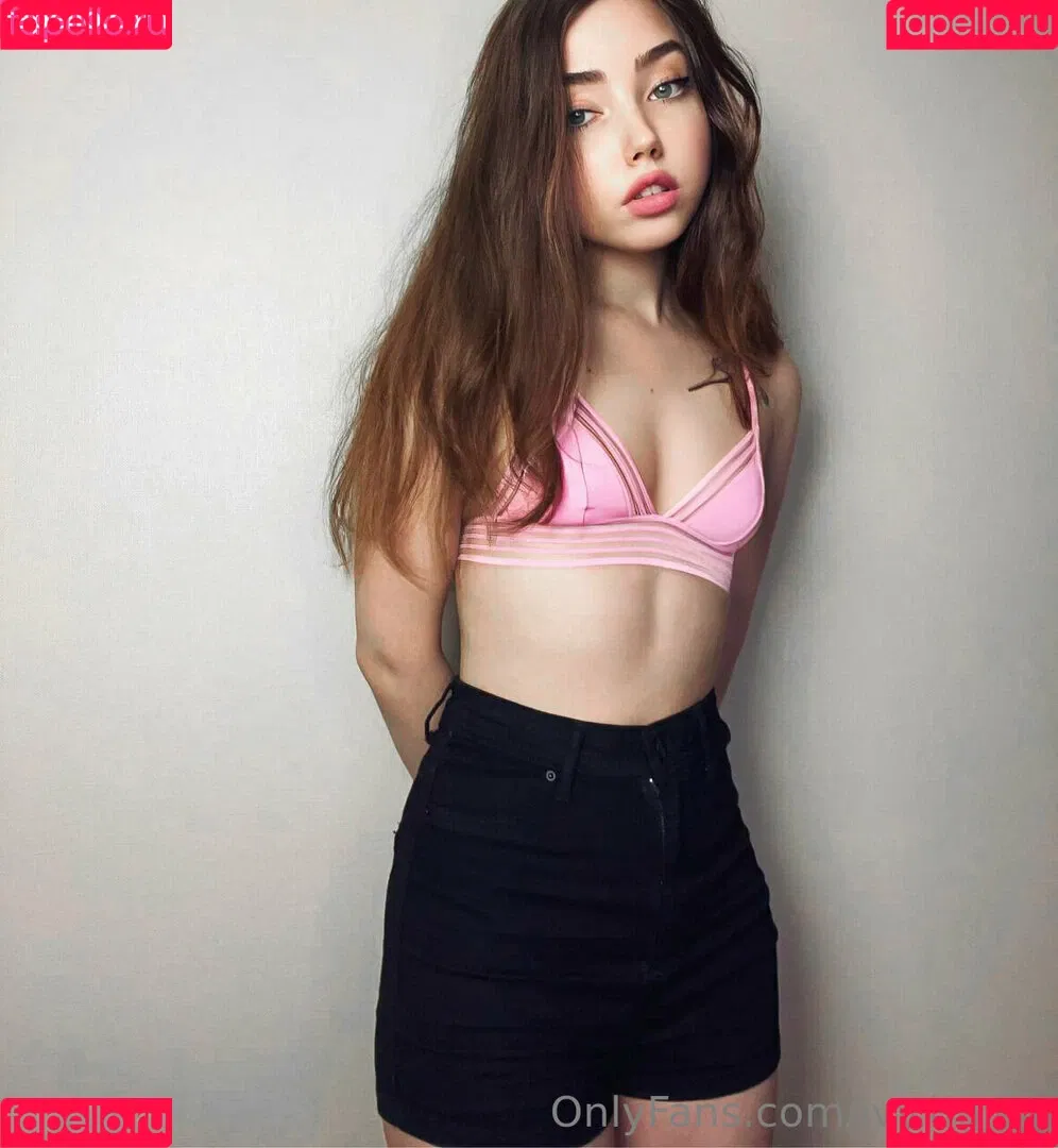 ivy.ba.by Onlyfans Photo Gallery 
