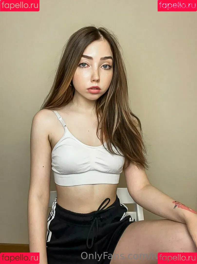 ivy.ba.by Onlyfans Photo Gallery 