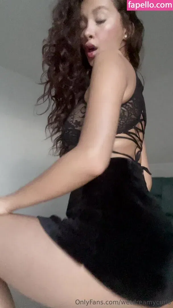 wetdreamycurls Onlyfans Photo Gallery 