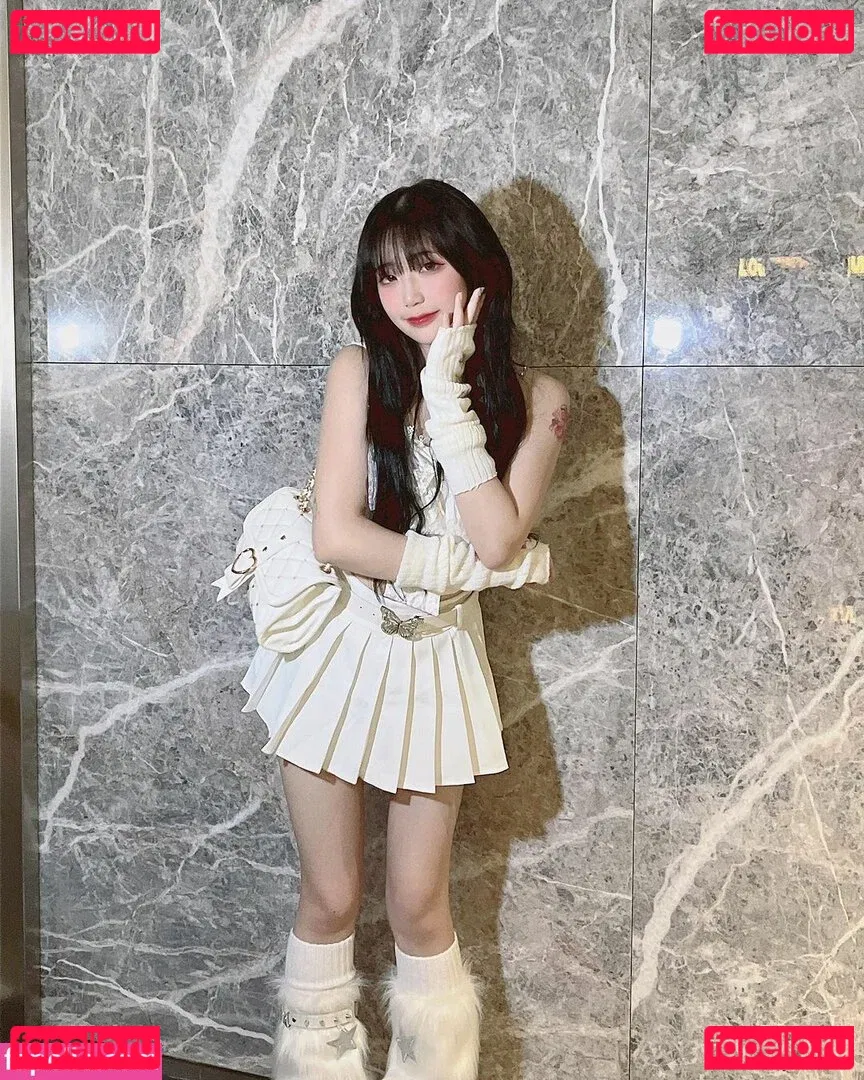 Akaei Ray Onlyfans Photo Gallery 