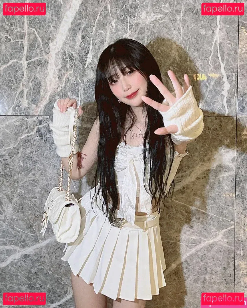 Akaei Ray Onlyfans Photo Gallery 