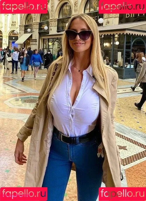 Meria Arreghini Onlyfans Photo Gallery 