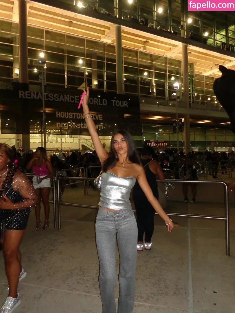 Tina Tonkin Onlyfans Photo Gallery 