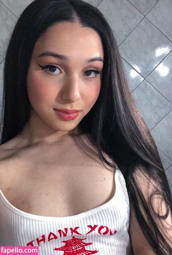 Luana Moraes Onlyfans Photo Gallery 