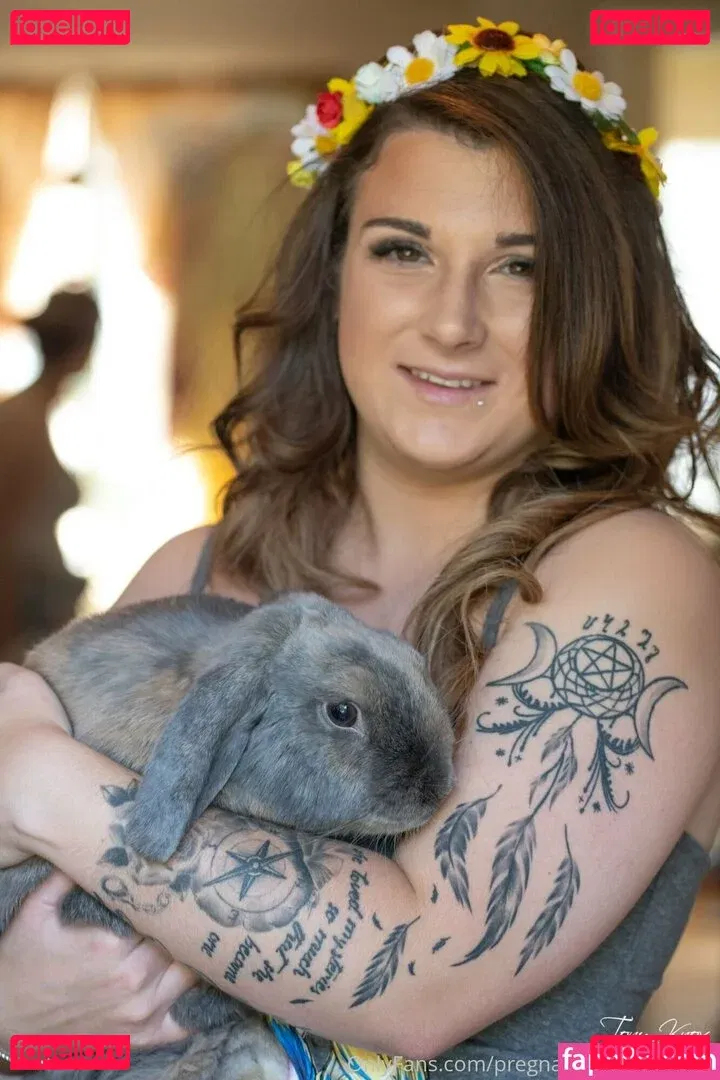 pregnantgothmama Onlyfans Photo Gallery 