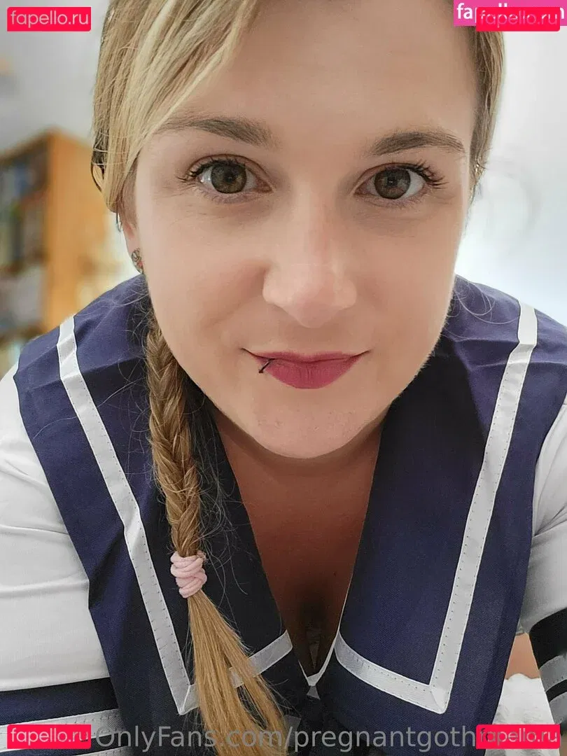 pregnantgothmama Onlyfans Photo Gallery 