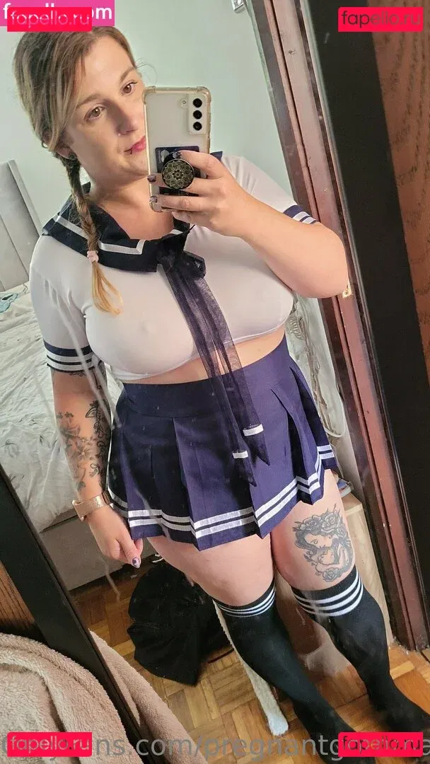 pregnantgothmama Onlyfans Photo Gallery 