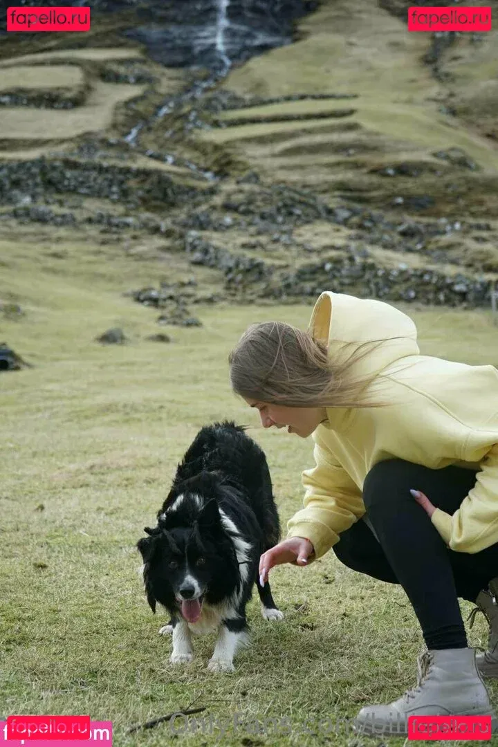 billielens Onlyfans Photo Gallery 