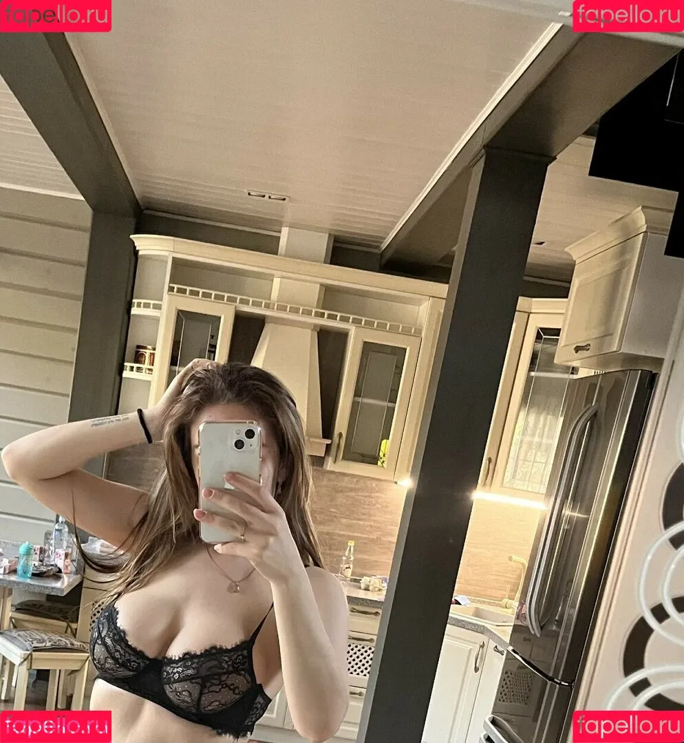 GoodGirlLika Onlyfans Photo Gallery 