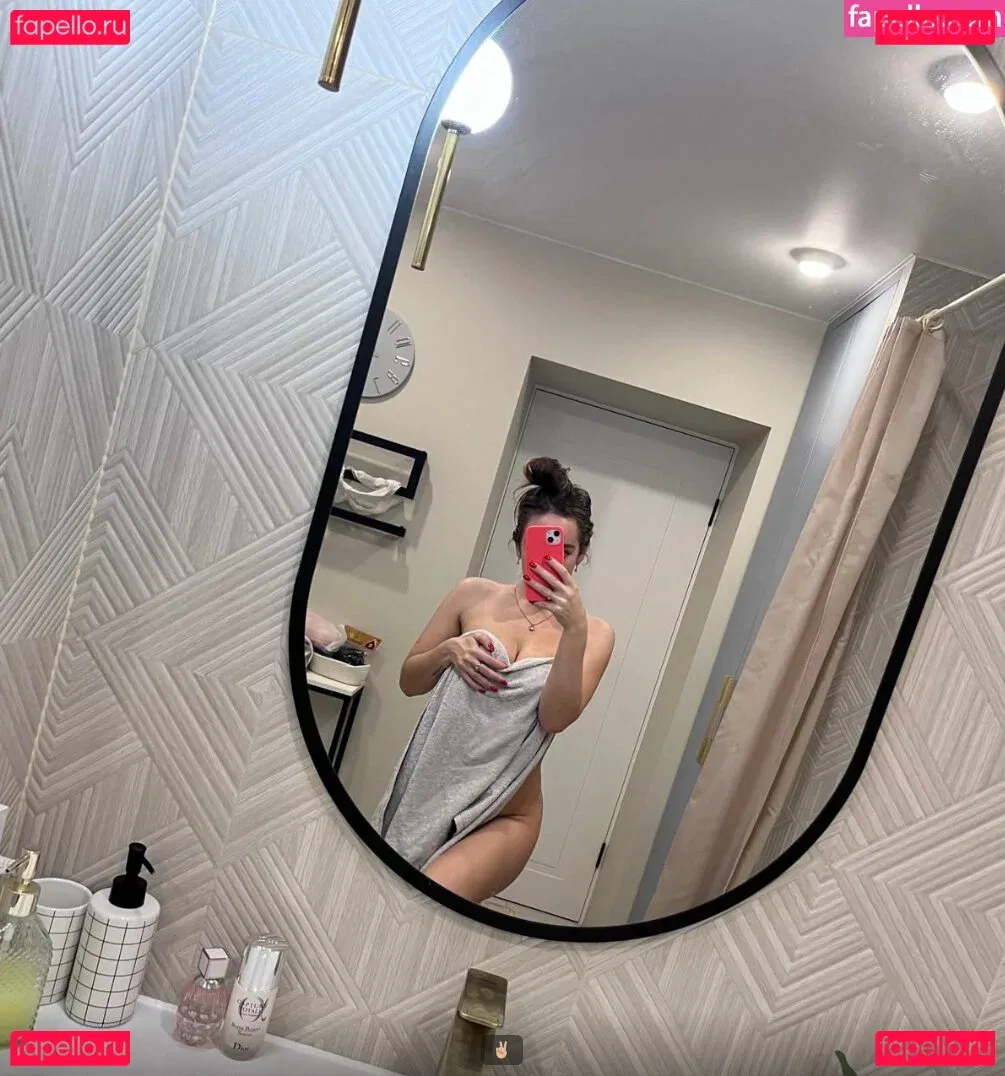 GoodGirlLika Onlyfans Photo Gallery 