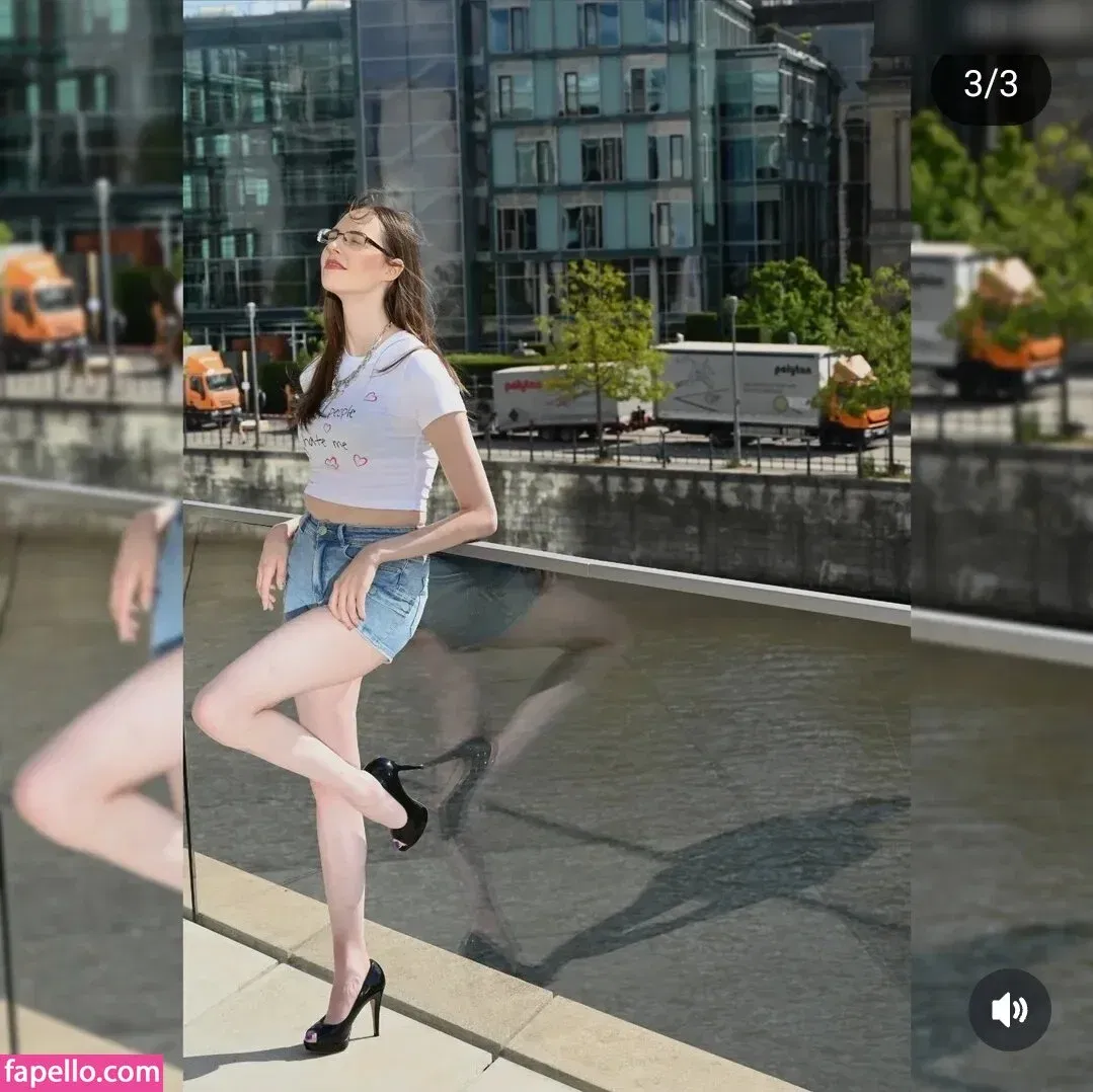 mrs-crazy Onlyfans Photo Gallery 