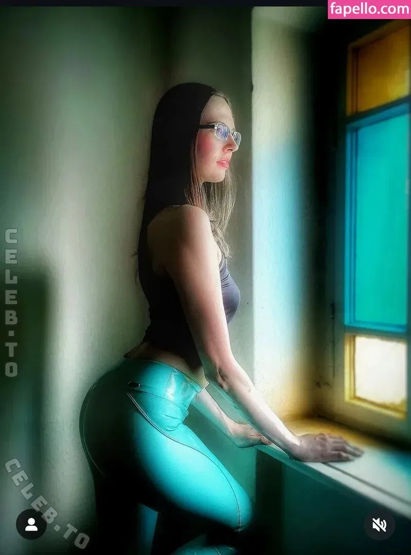 mrs-crazy Onlyfans Photo Gallery 