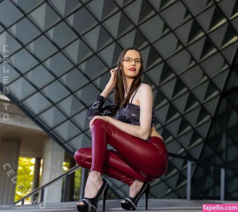 mrs-crazy Onlyfans Photo Gallery 