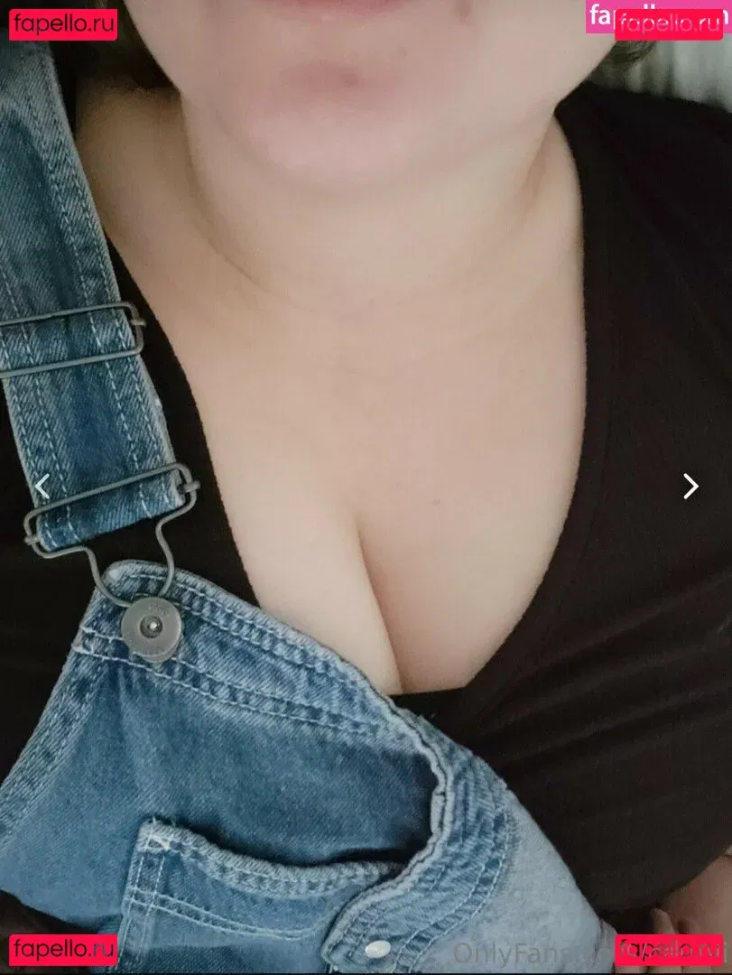 Carmii Onlyfans Photo Gallery 