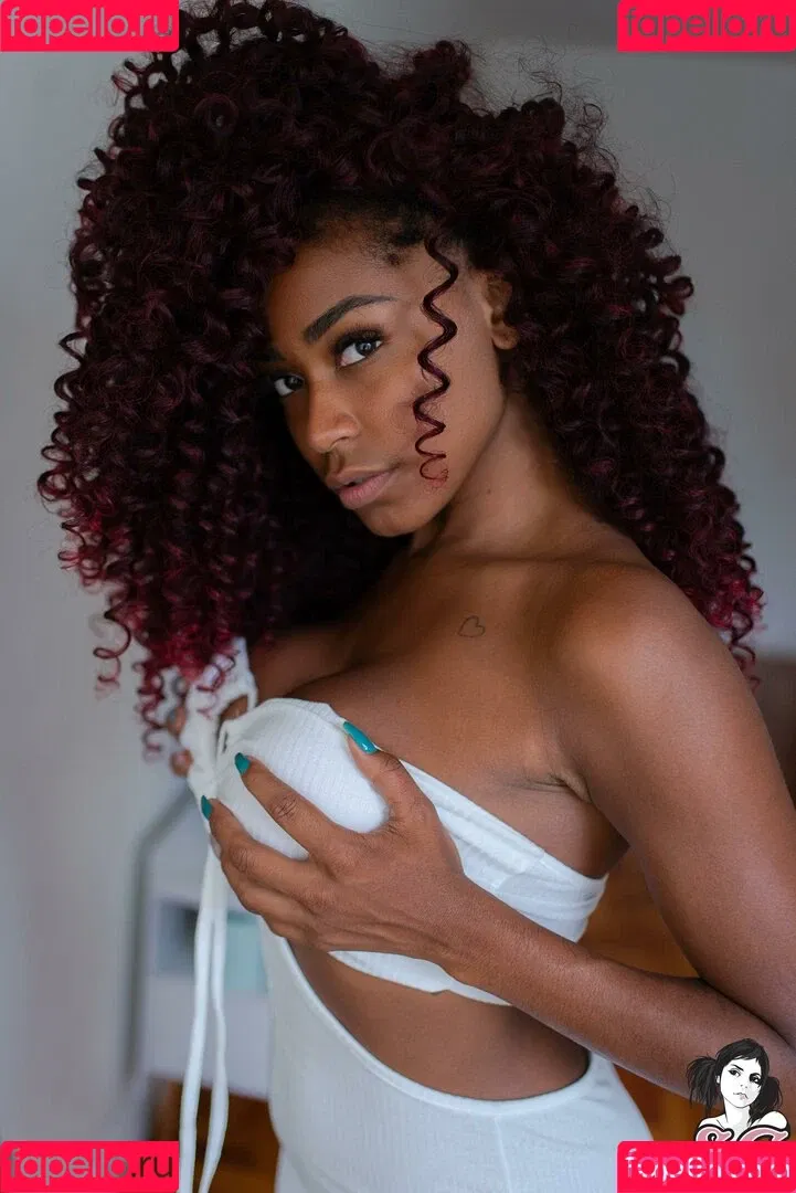Yasantana Onlyfans Photo Gallery 