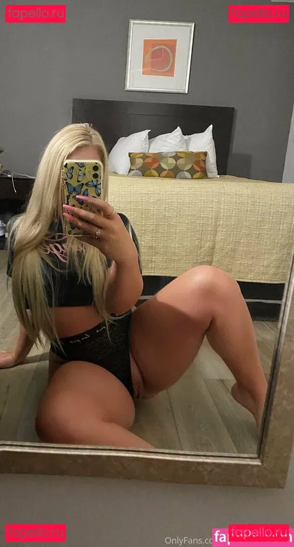 Emmarenedwier Onlyfans Photo Gallery 