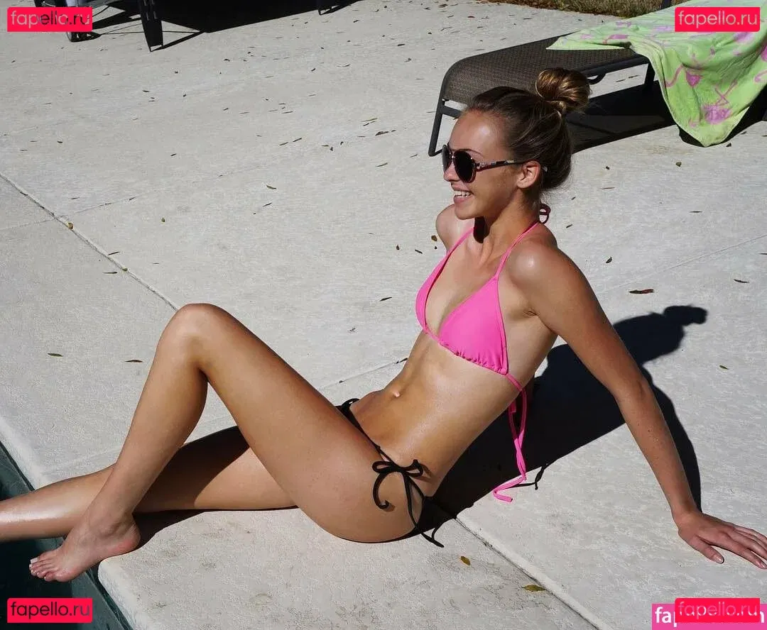 Whitney Thornqvist Onlyfans Photo Gallery 