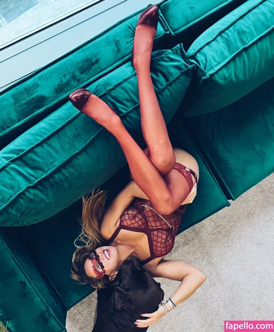 Veronica Silesto Onlyfans Photo Gallery 