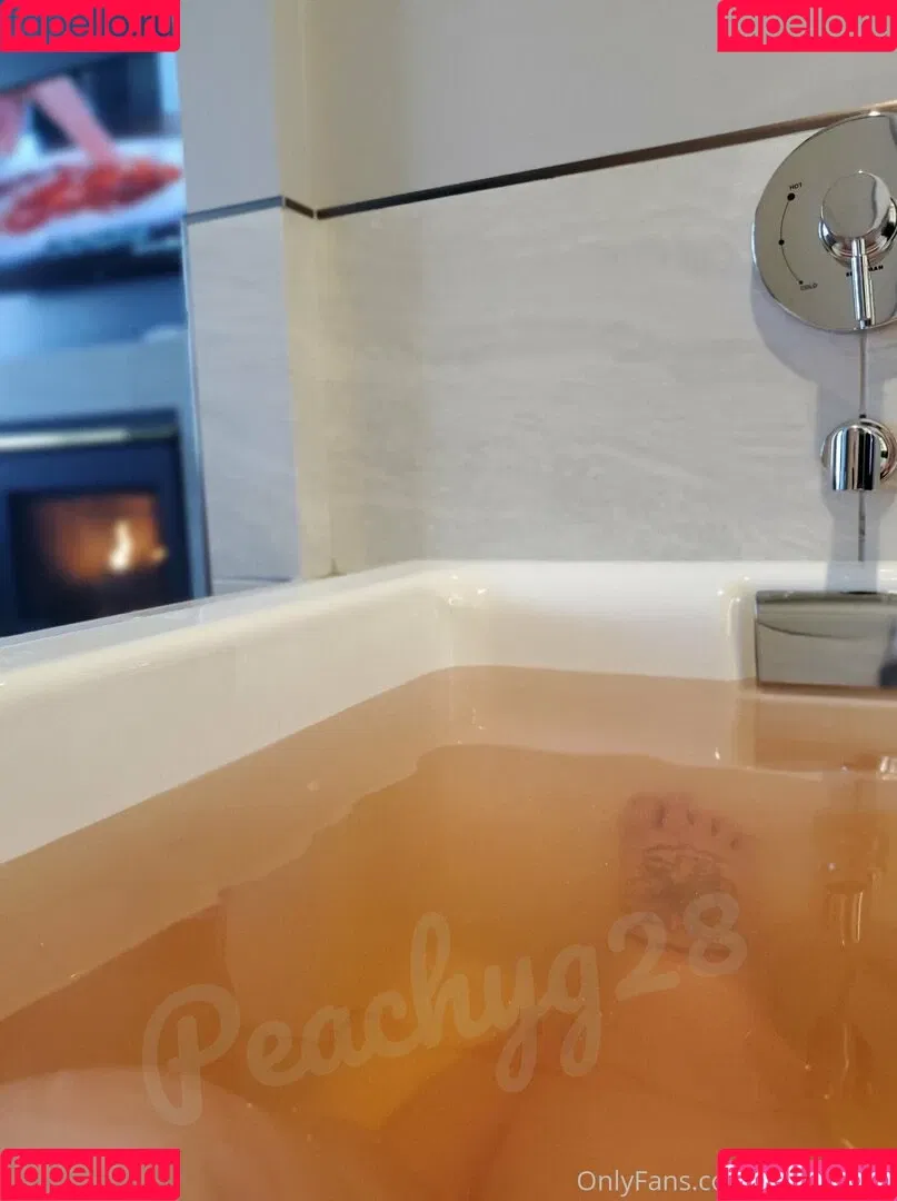 peachyg28 Onlyfans Photo Gallery 