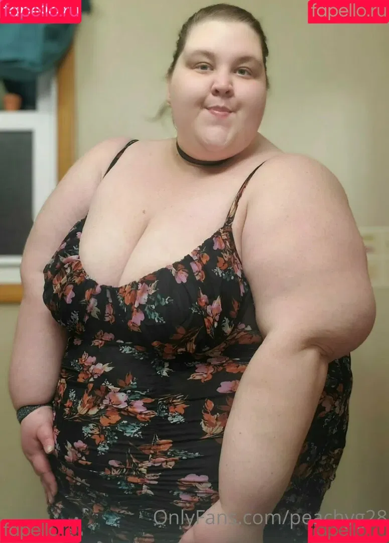 peachyg28 Onlyfans Photo Gallery 