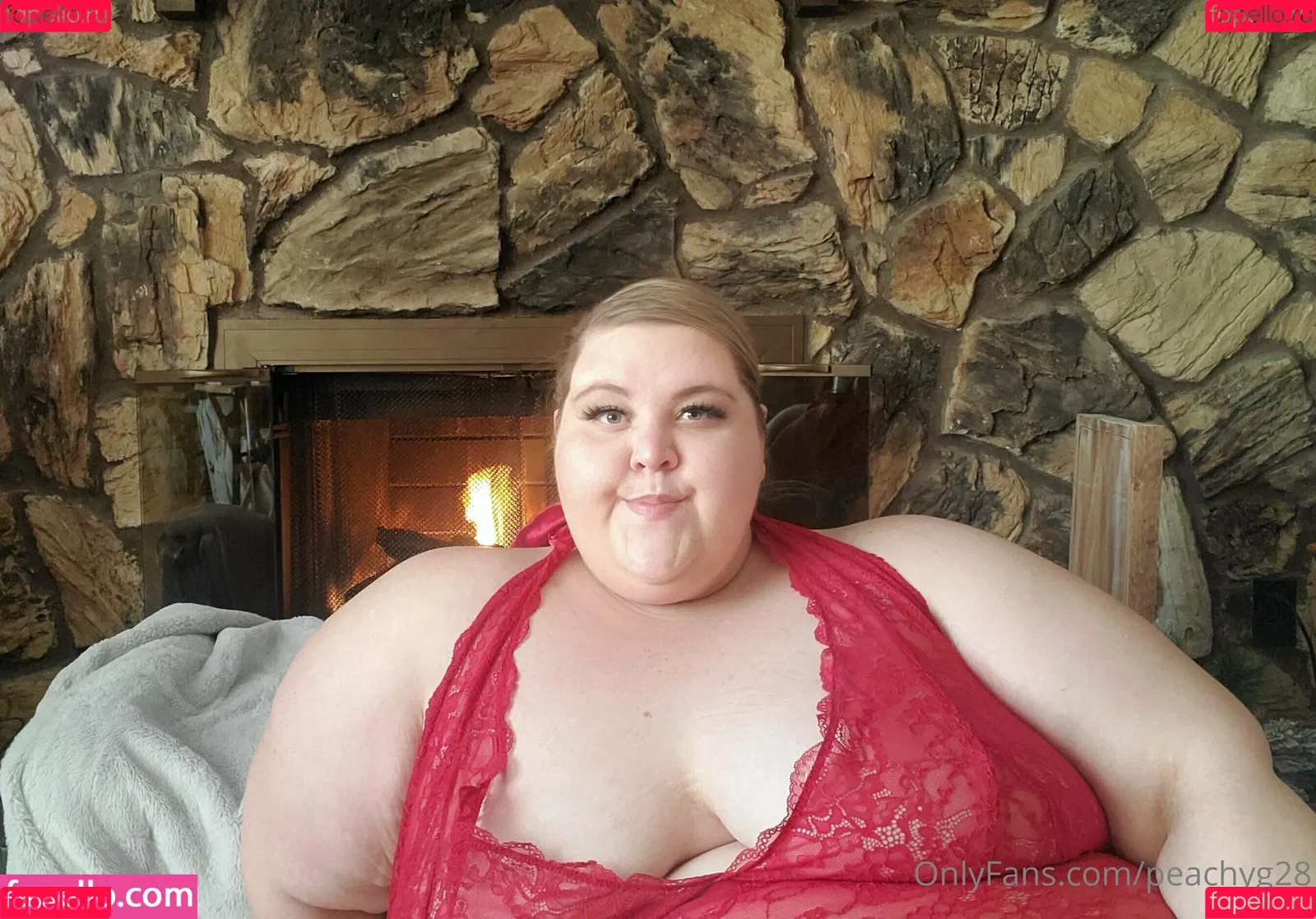 peachyg28 Onlyfans Photo Gallery 