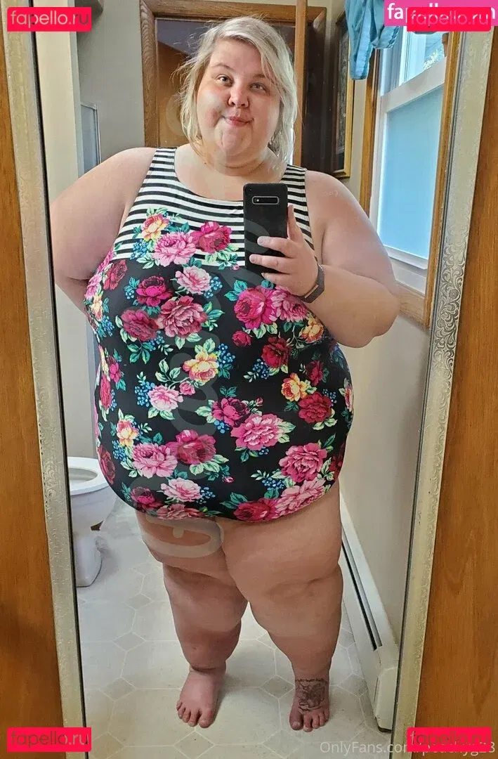 peachyg28 Onlyfans Photo Gallery 