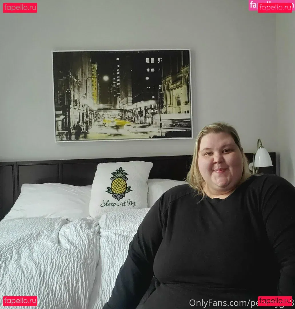 peachyg28 Onlyfans Photo Gallery 