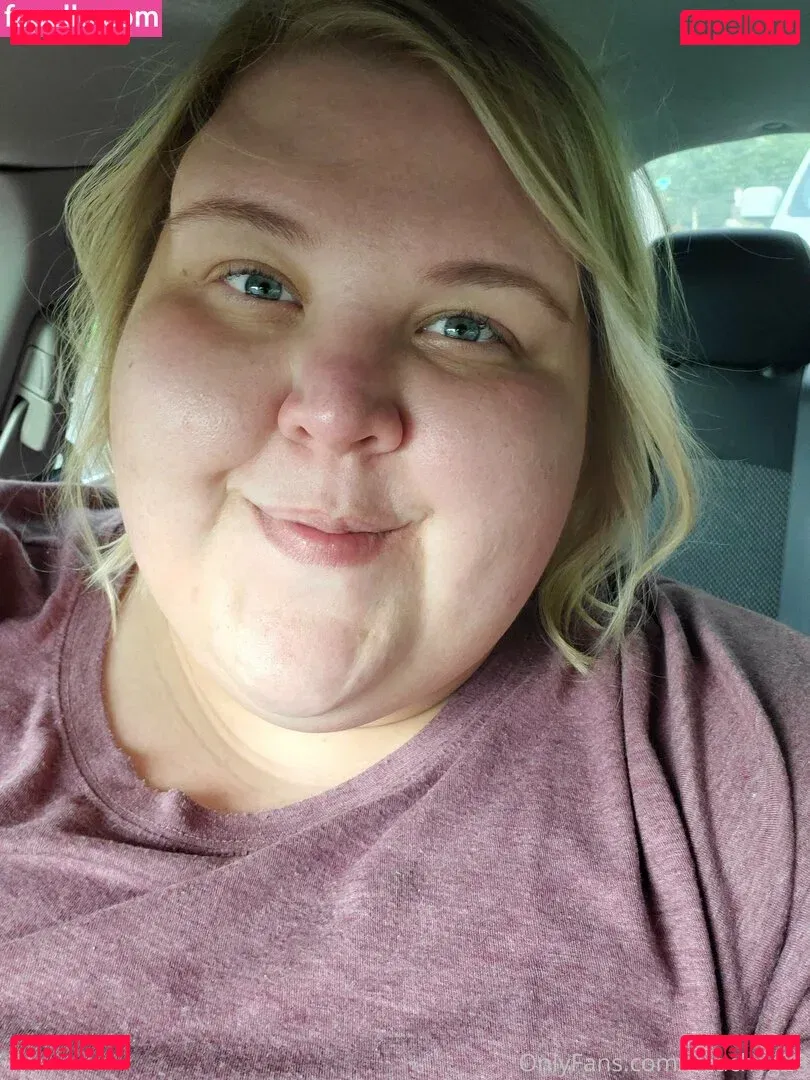 peachyg28 Onlyfans Photo Gallery 