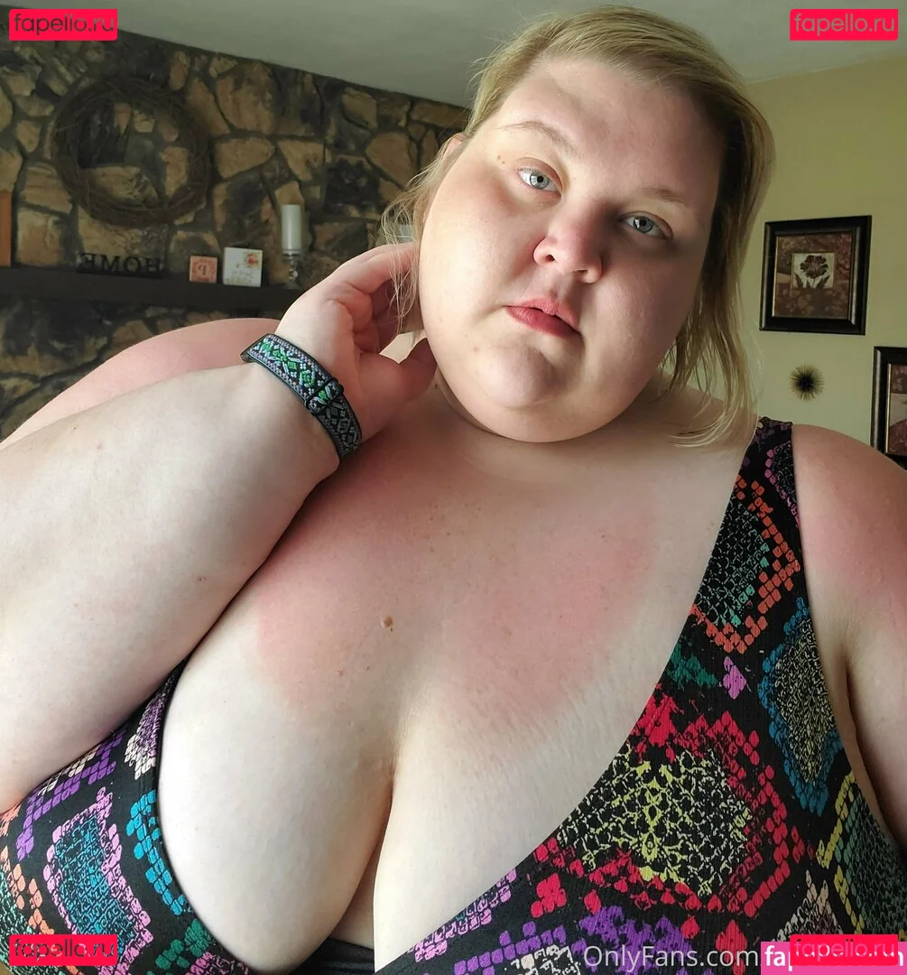 peachyg28 Onlyfans Photo Gallery 