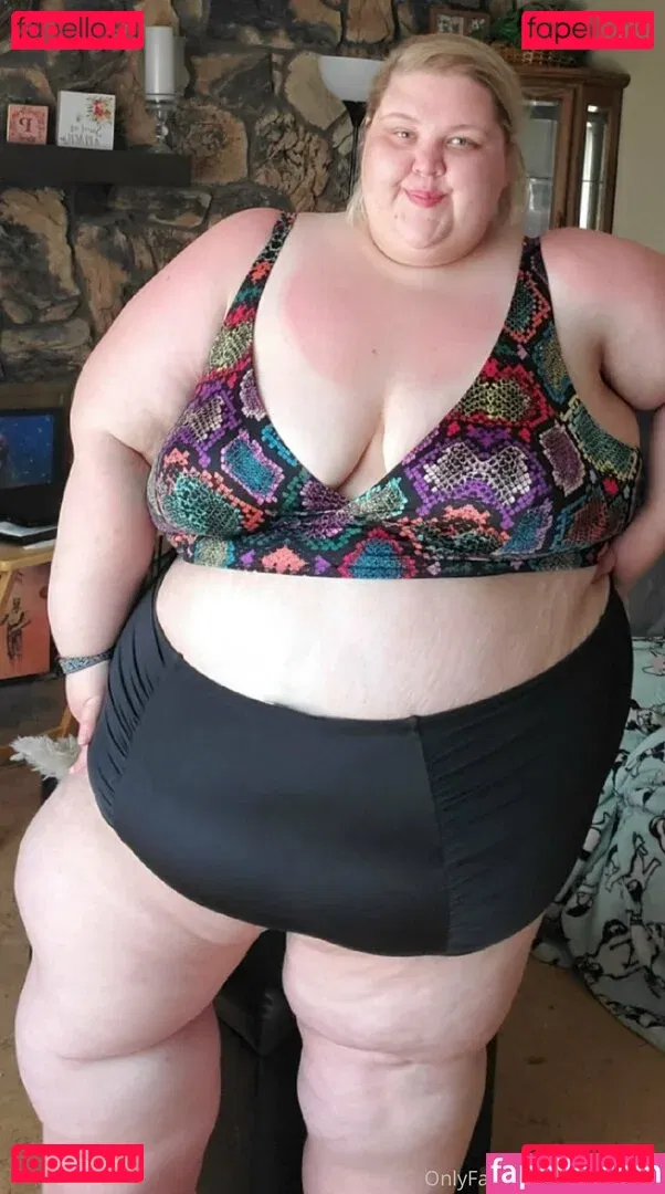 peachyg28 Onlyfans Photo Gallery 