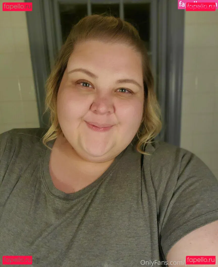 peachyg28 Onlyfans Photo Gallery 