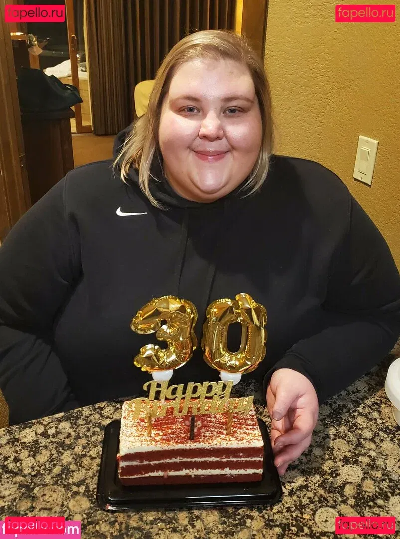 peachyg28 Onlyfans Photo Gallery 