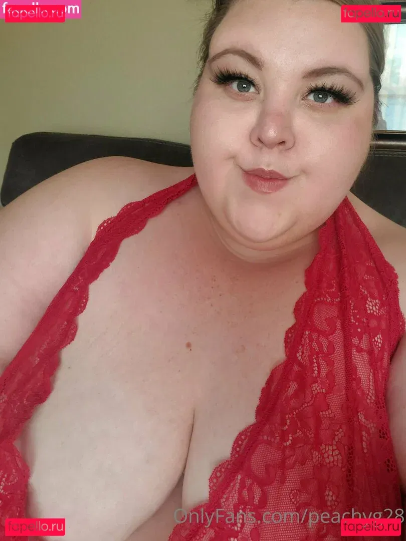 peachyg28 Onlyfans Photo Gallery 