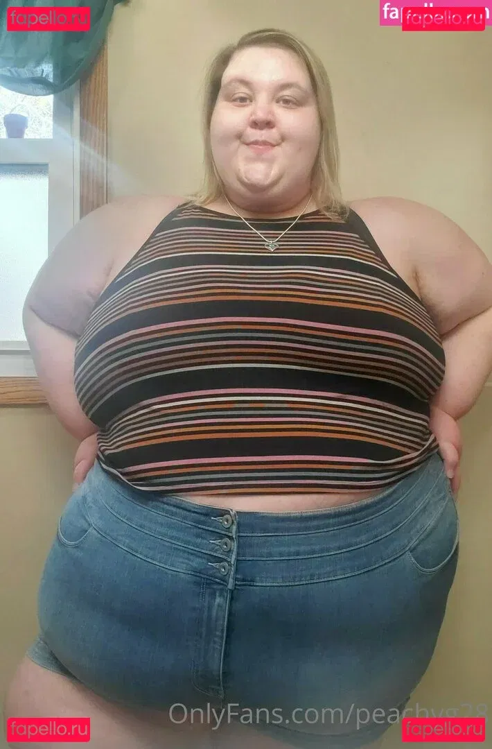 peachyg28 Onlyfans Photo Gallery 