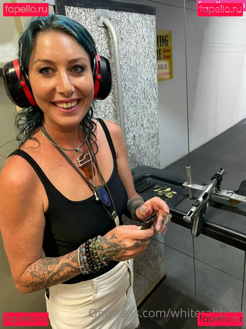 whiterabbitsx Onlyfans Photo Gallery 