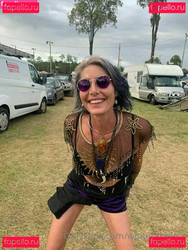 whiterabbitsx Onlyfans Photo Gallery 