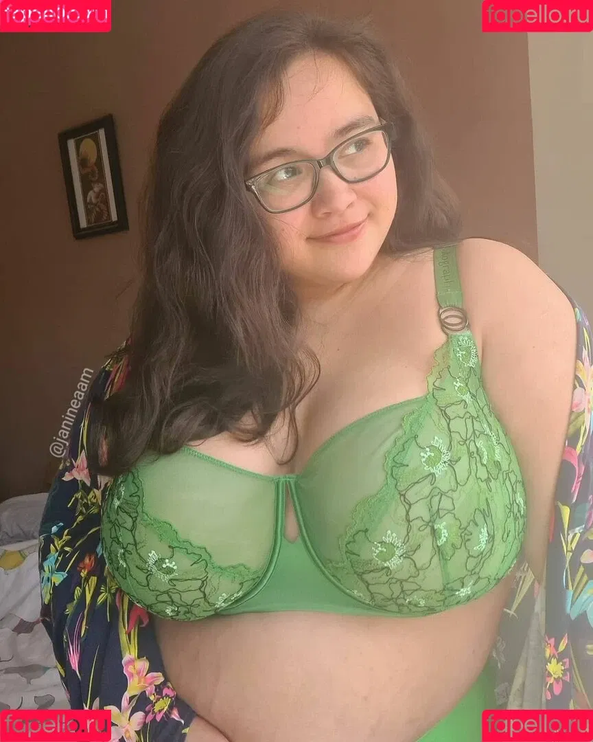 janineaam Onlyfans Photo Gallery 