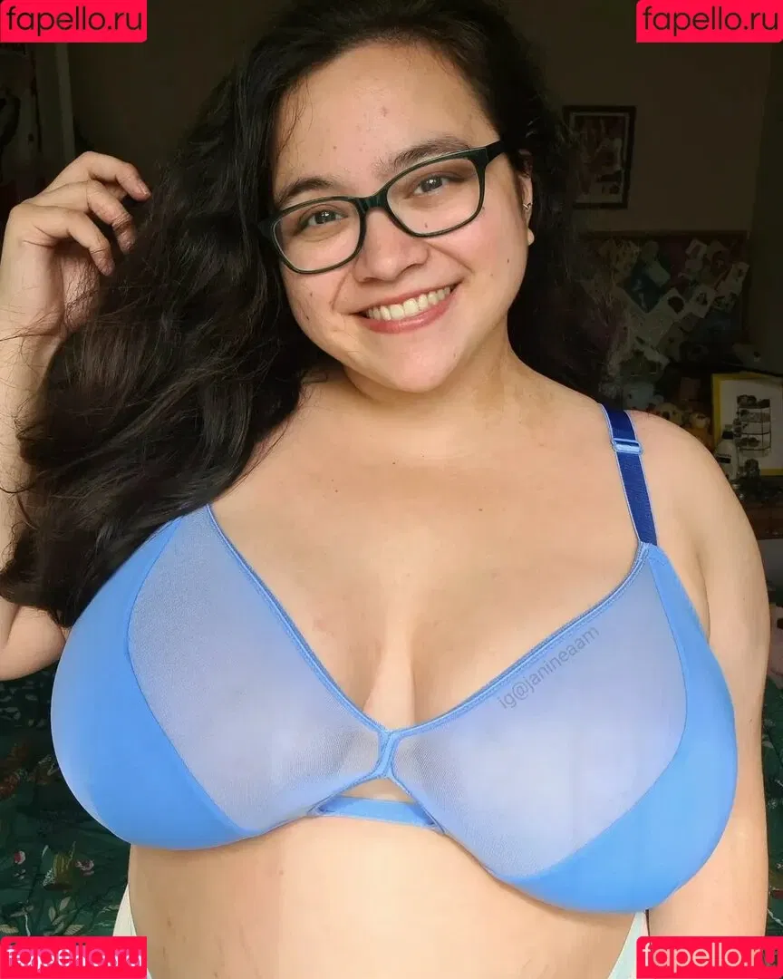 janineaam Onlyfans Photo Gallery 