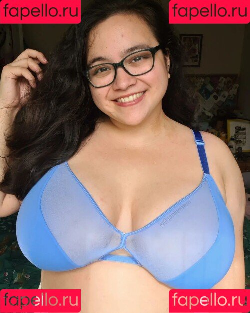 janineaam Onlyfans Photo Gallery 