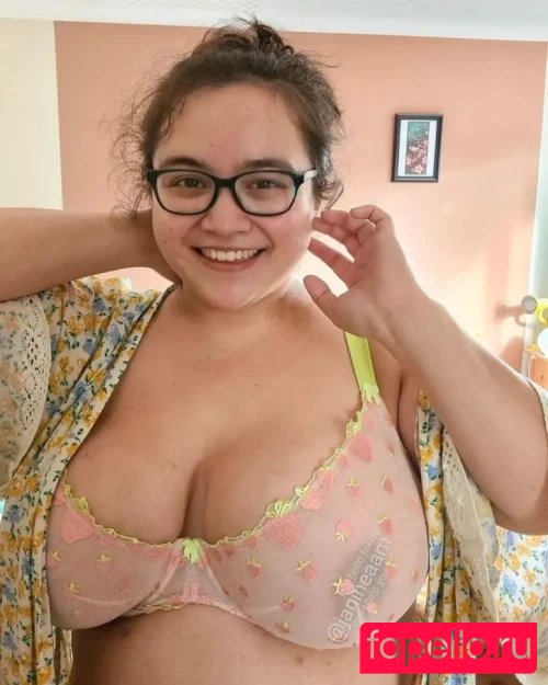 janineaam Nude Onlyfans Photo 6