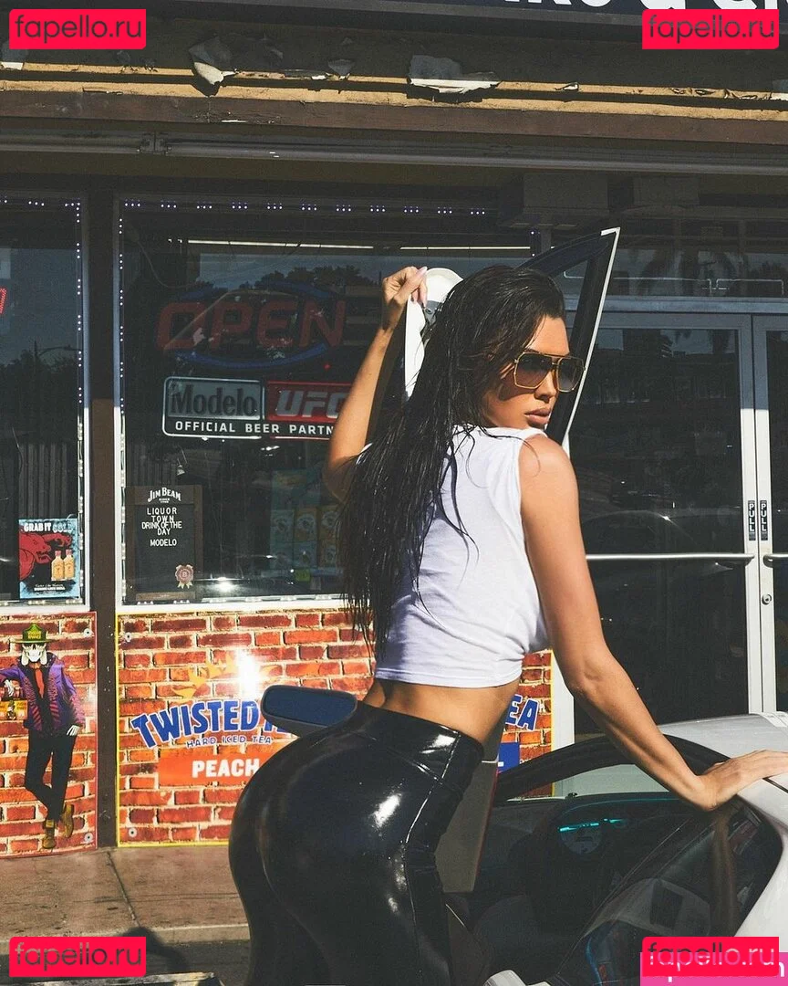 Jessica Naz Onlyfans Photo Gallery 