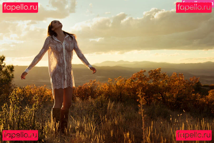 Jessica Naz Onlyfans Photo Gallery 