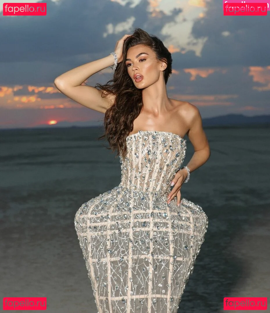 Jessica Naz Onlyfans Photo Gallery 