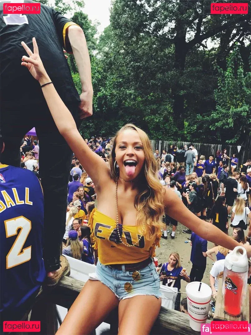 Kylie Nicole Onlyfans Photo Gallery 