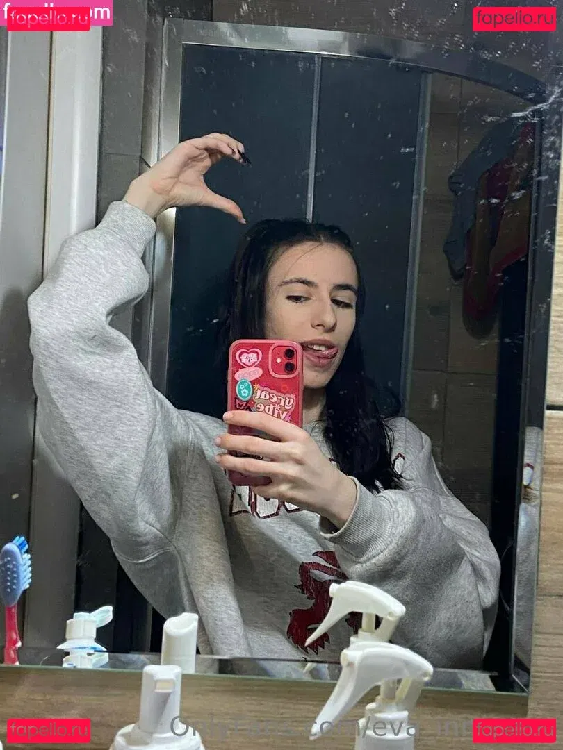 eva_innocent Onlyfans Photo Gallery 