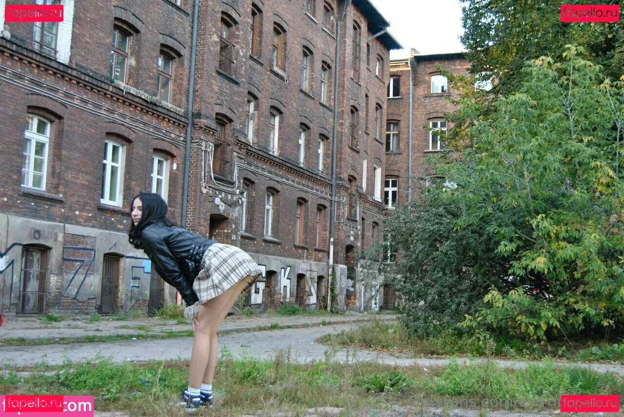 eva_innocent Onlyfans Photo Gallery 