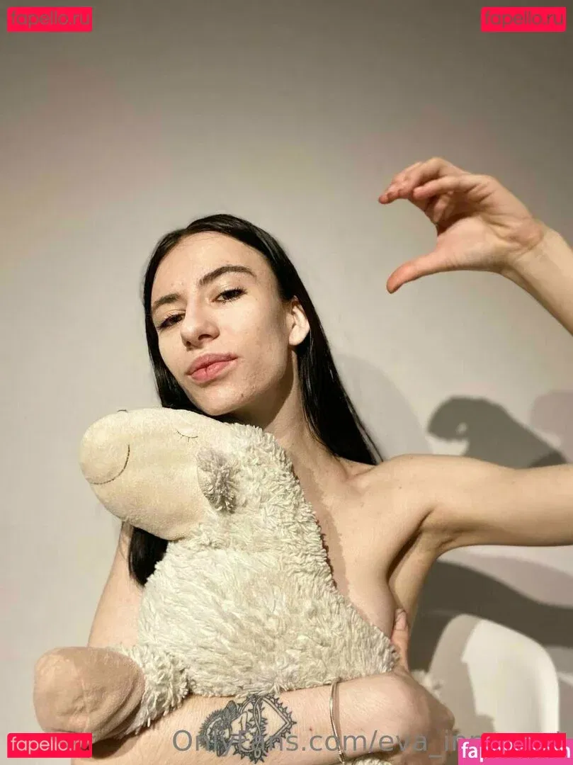 eva_innocent Onlyfans Photo Gallery 