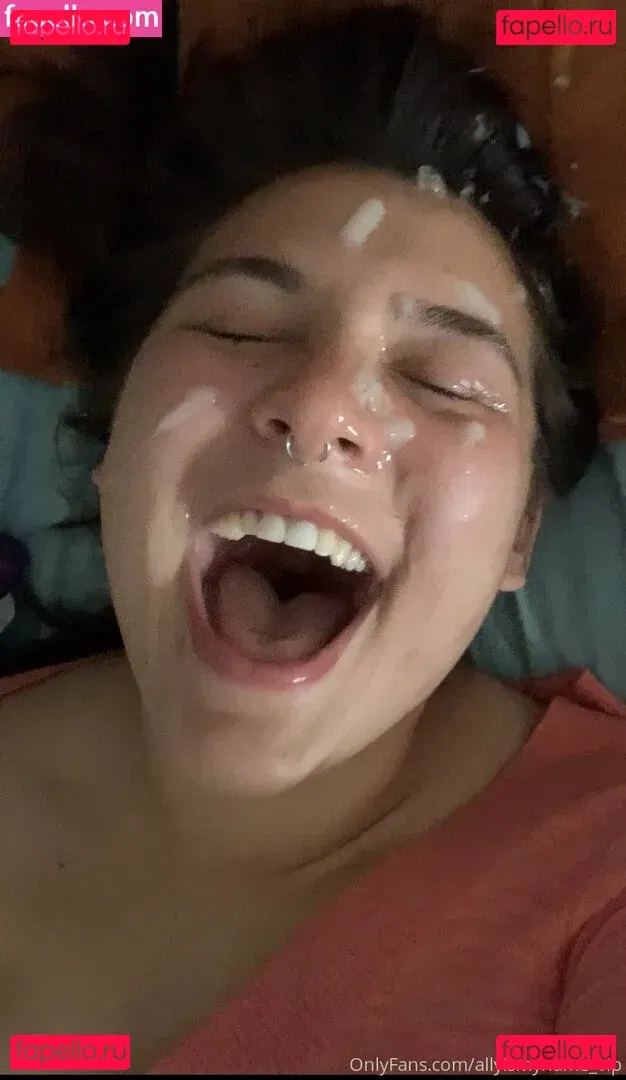 allyismyname_vip Onlyfans Photo Gallery 