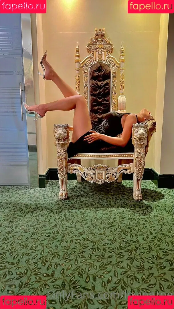 lovingzoe Onlyfans Photo Gallery 